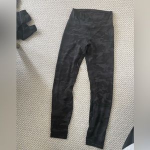 lululemon camo align pant 25”